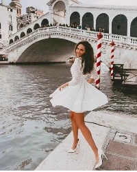 𝑀𝒶𝓇𝒾𝓈𝒽𝓀𝒶